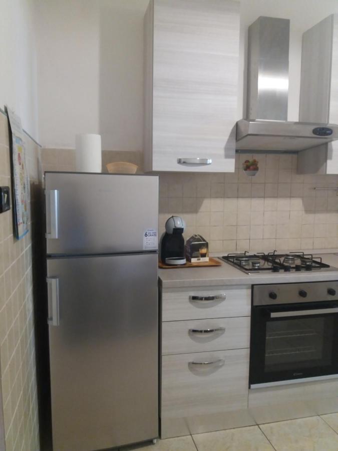Casa Vacanze Lida Марина ди Карара Екстериор снимка