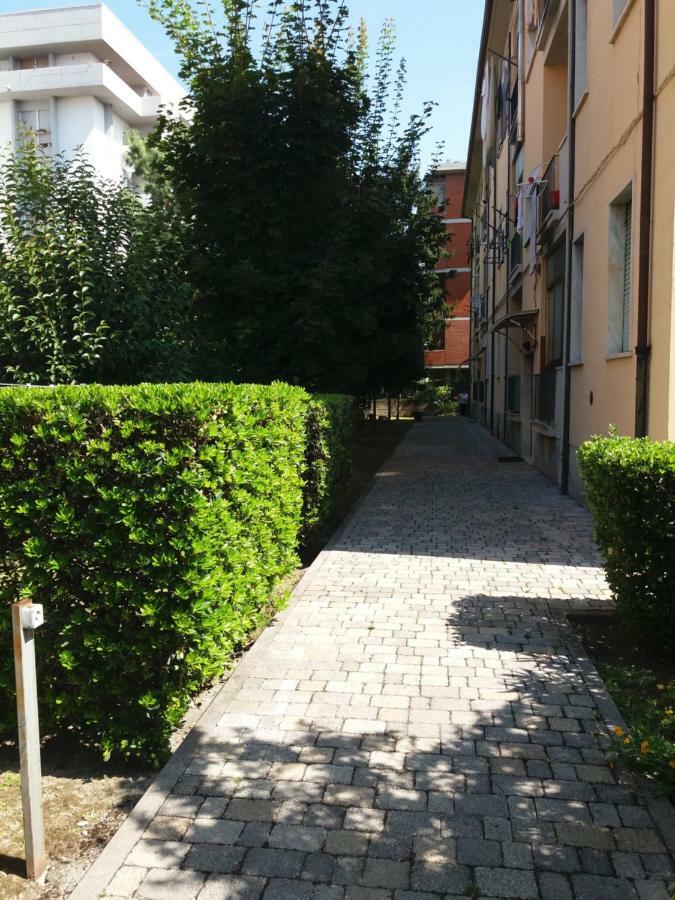 Casa Vacanze Lida Марина ди Карара Екстериор снимка